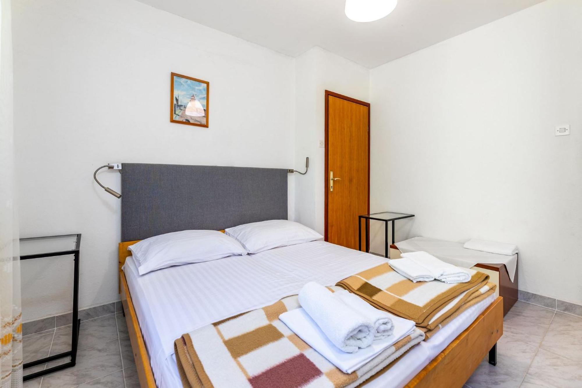 Apartments Janko Zarok Baška Exterior foto